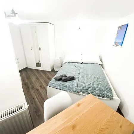 Apartman Cityscape Budget Bajcsy